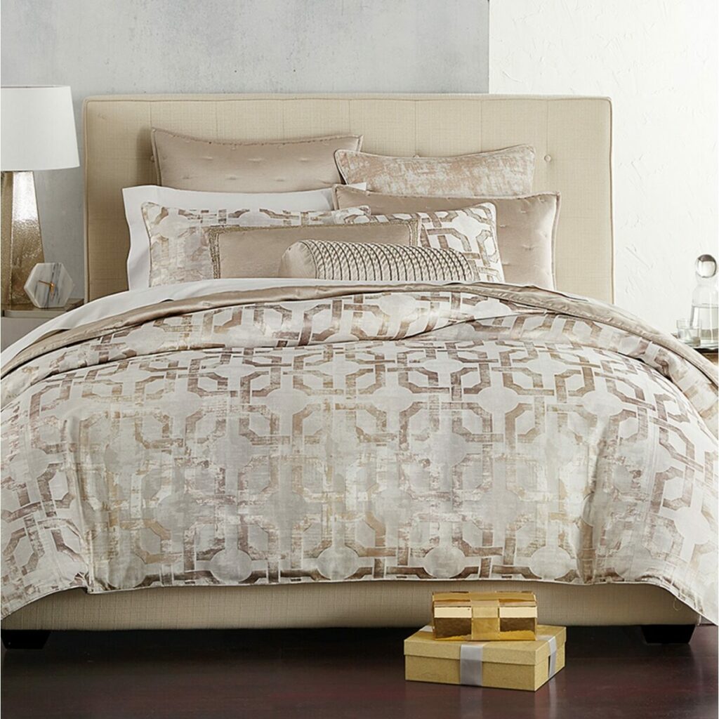 10 Types of Blankets for Cozying Up and Sleeping Better Relaxing Decor